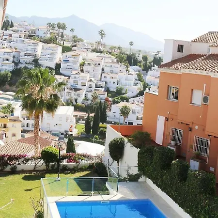 2 Bedroom Paradorares Ne Apartment