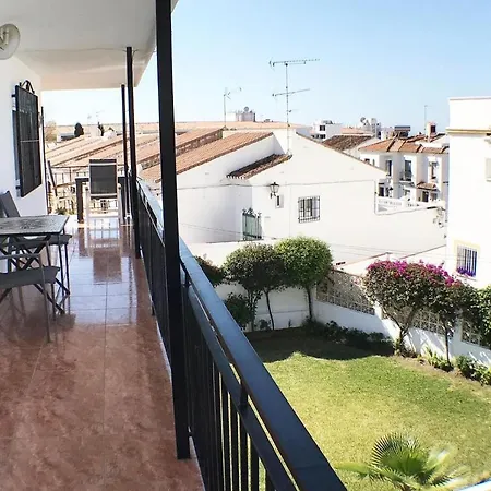 2 Bedroom Paradorares Ne Apartment *